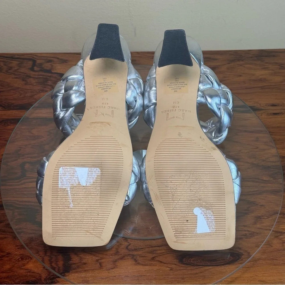 Marc Fisher LTD Hammy Sandal - silver - size 6 - Picture 16 of 16